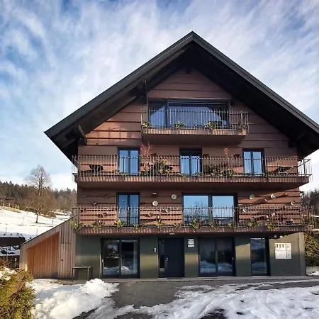 Base Camp 住宿加早餐酒店 3*