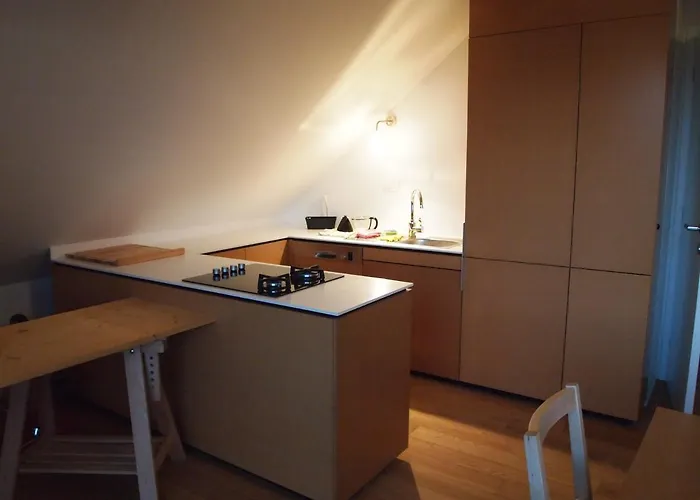 Base Camp فندق مبيت وإفطار Križe